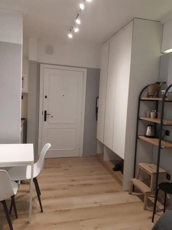 Apartment Agias Sofias Square Stunning Suite Thessaloniki Greece